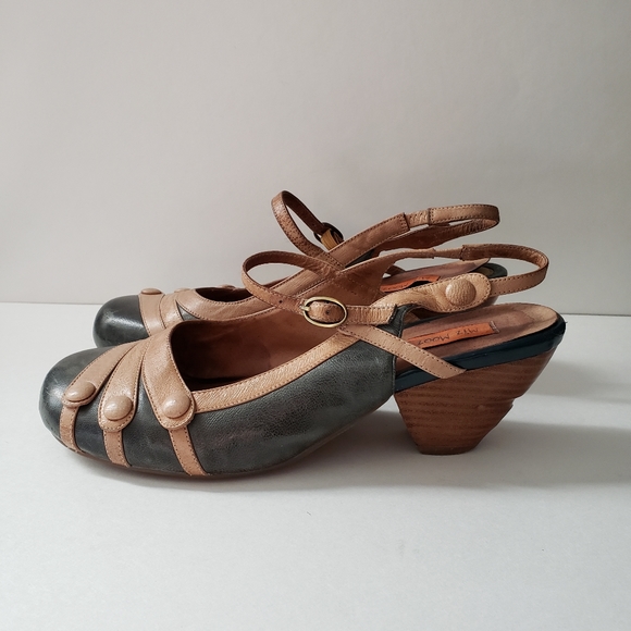 Miz Mooz Shoes - Miz Mooz Ella Slingback Pumps Teal & Tan Size 10